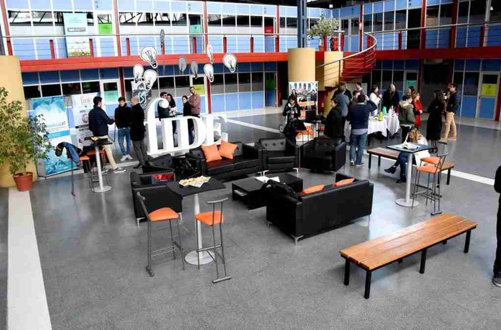 #CORLAB MAGAZINE: Mapa de las incubadoras cordobesas: ¿Qué servicios ofrecen y para qué tipo de emprendimientos?