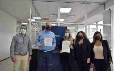 La Municipalidad de Córdoba y Konecta firmaron un convenio de colaboración para reducir la brecha digital en la ciudad