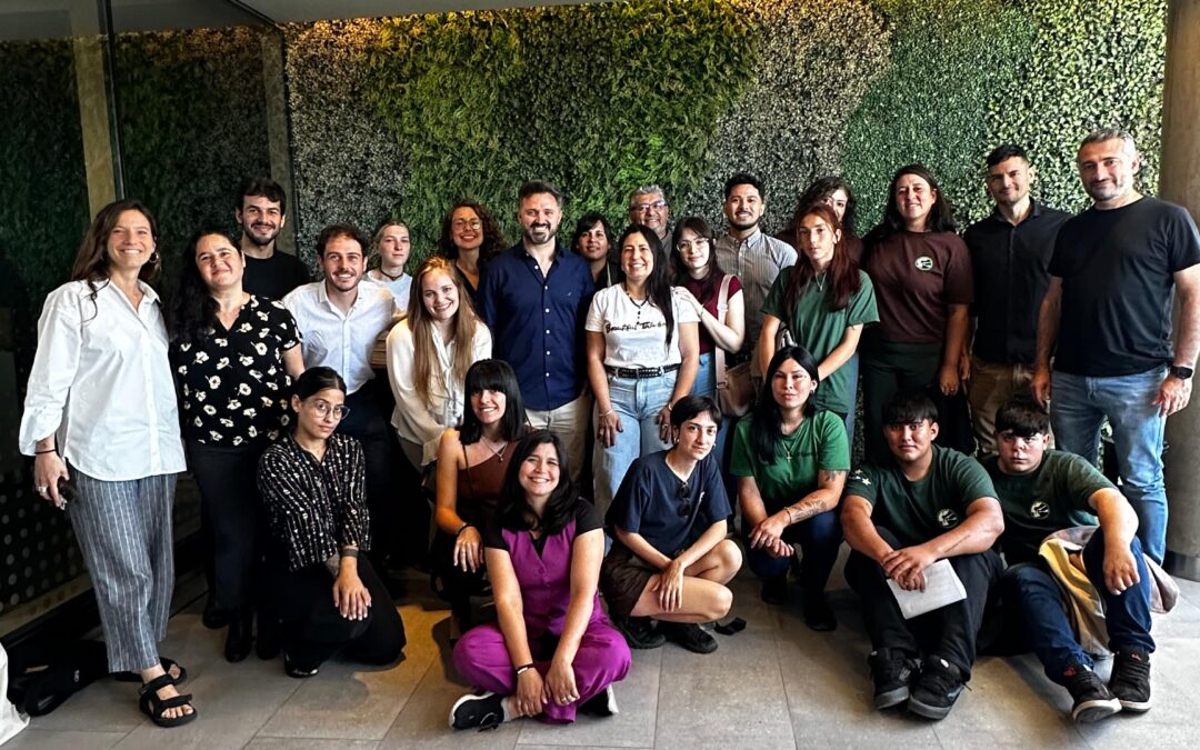 Córdoba recibió la visita de Sebastián Araujo Sosa, Coach Regional de YCAF Bloomberg Philanthropies, para fortalecer la innovación climática juvenil 